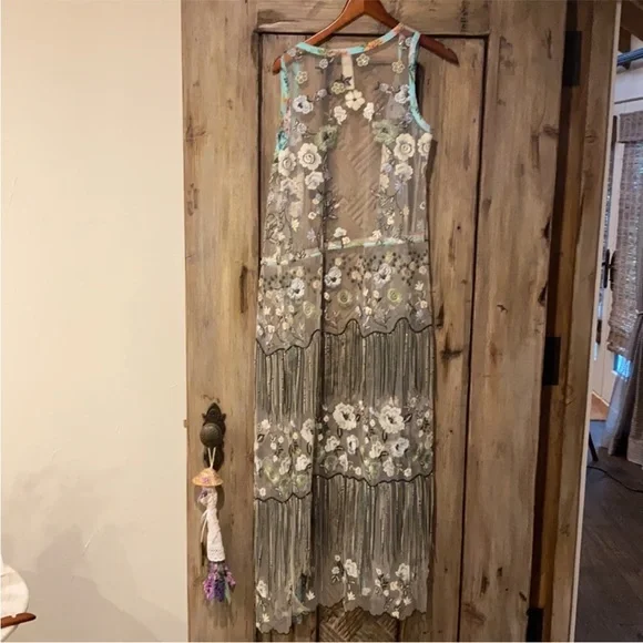 Aratta Hit the Breaks Green and Cream Embroidered Maxi Dress - Picture 7 of 7